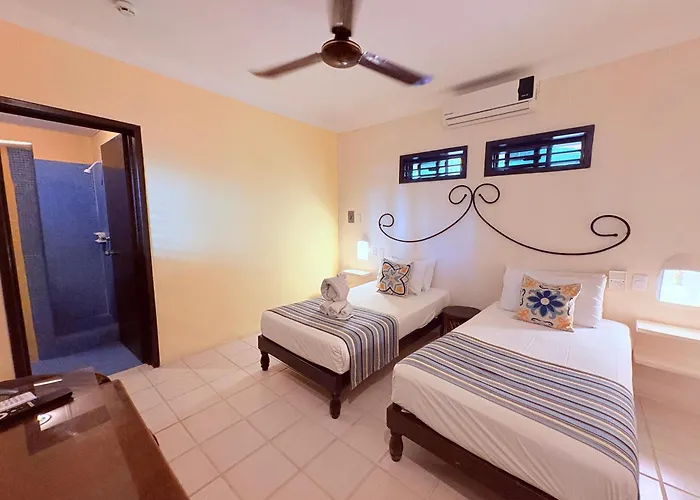 Apartahotel Beautiful Dbl Bed In The Heart Of Pdc Playa del Carmen