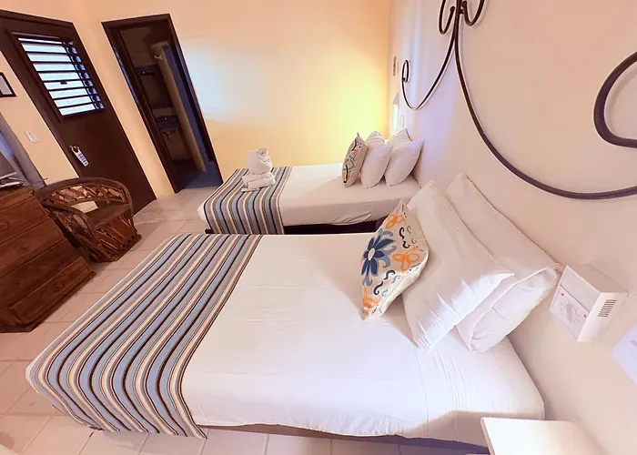 Beautiful Dbl Bed In The Heart Of Pdc Apartahotel